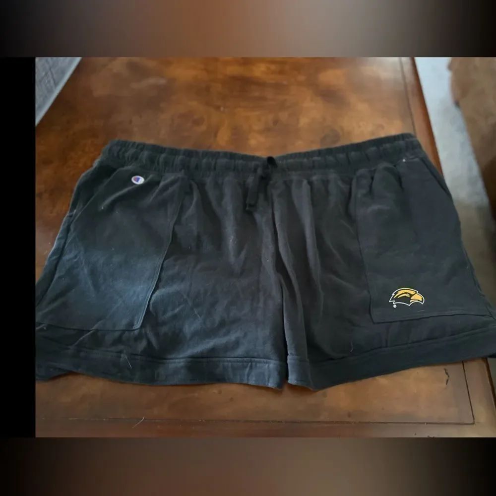 Champion NCAA Southern Mississippi Sweatpants Shorts Size XXL Black NWT
